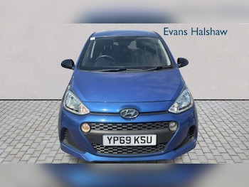 Used Hyundai i10 2019 for sale - 79593108: Photo
