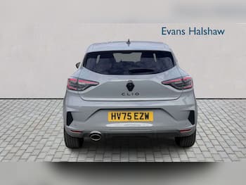 Used Renault Clio 2025 for sale - 79797948: Photo