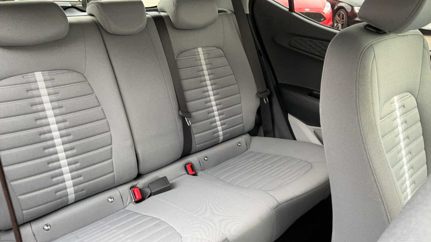 Used Hyundai i10 for sale - 77962823: Photo 14