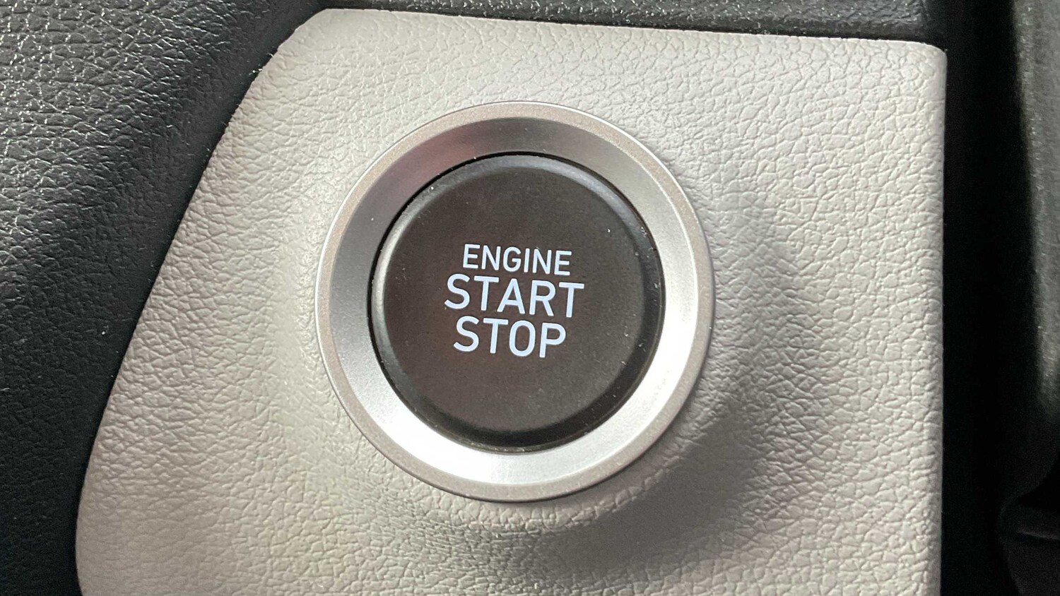 Used Hyundai i10 for sale - 77962823: Photo 19