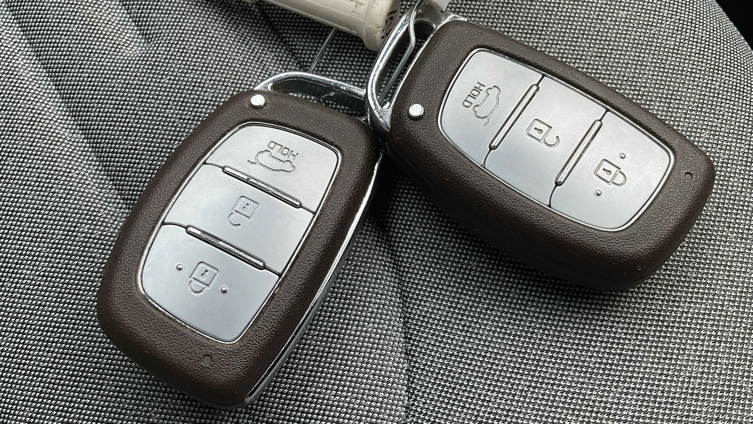 Used Hyundai i10 for sale - 77962823: Photo 35