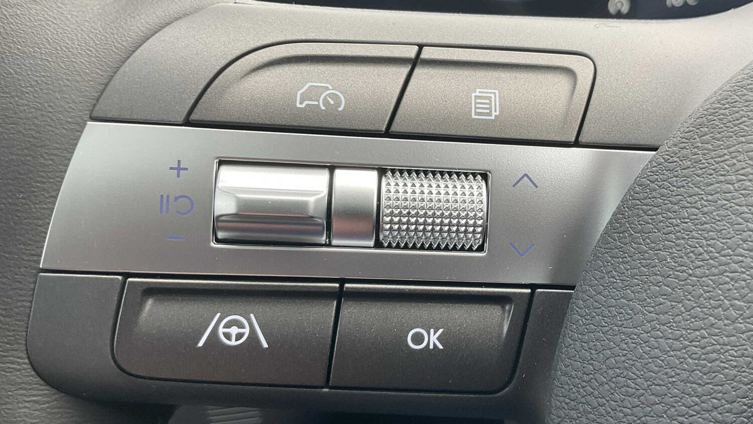 Used Hyundai KONA 2025 for sale - 78119311: Photo 24