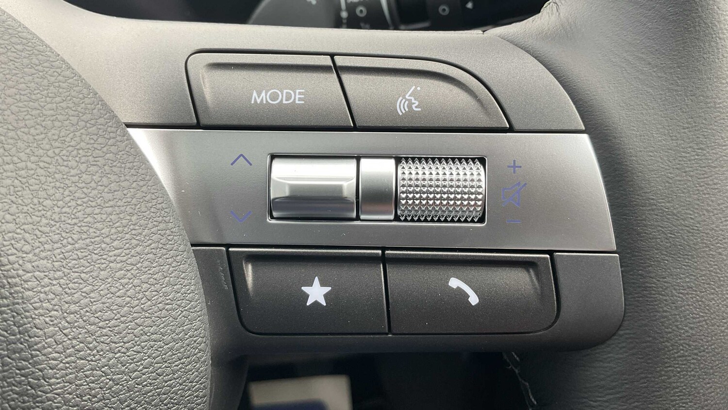 Used Hyundai KONA 2025 for sale - 78119311: Photo 25