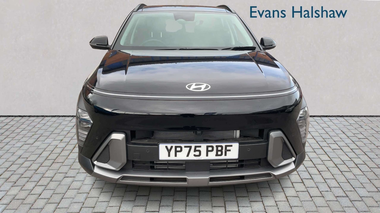 Used Hyundai KONA 2025 for sale - 78119311: Photo 4