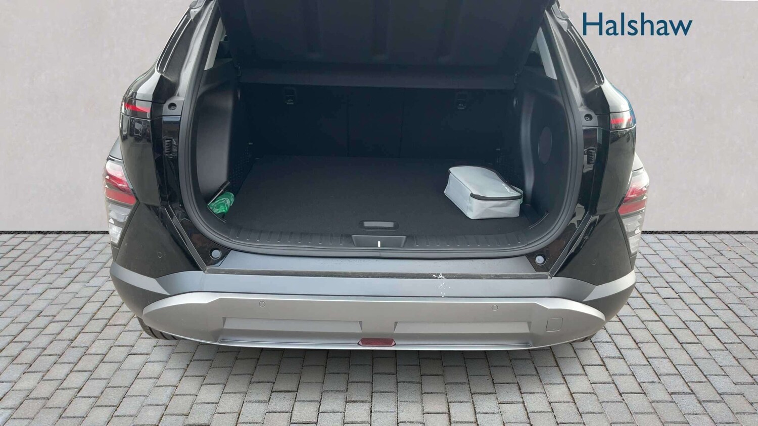 Used Hyundai KONA 2025 for sale - 78119311: Photo 7