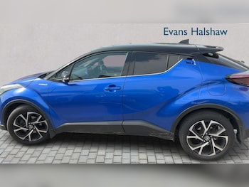 Used Toyota C-HR 2018 for sale - 78550602: Photo