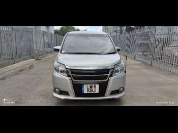 2025 - TOYOTA NOAH PETROL HYBRID 7 SEATER WHELL CHAIR CAR 5-Door