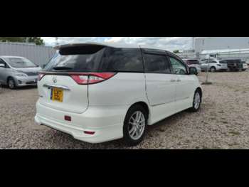 Used Toyota Estima 2017 for sale - 75035030: Photo