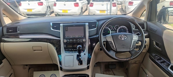 Used Toyota Alphard 2024 for sale - 75035028: Photo 12