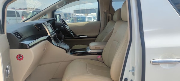 Used Toyota Alphard 2024 for sale - 75035028: Photo 22