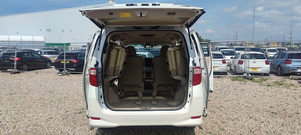 Used Toyota Alphard 2024 for sale - 75035028: Photo 35