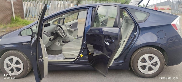 Used Toyota Prius 2013 for sale - 75035033: Photo 28