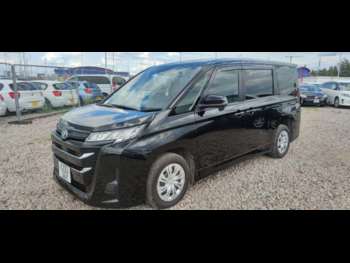 Used Toyota Noah 2022 for sale - 72494792: Photo