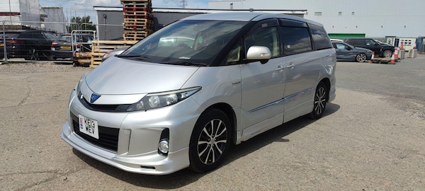 Used Toyota Estima 2018 for sale - 75035035: Photo 4