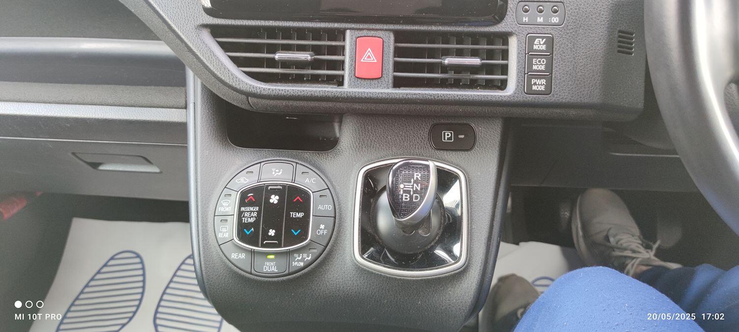 Vehicle 44
