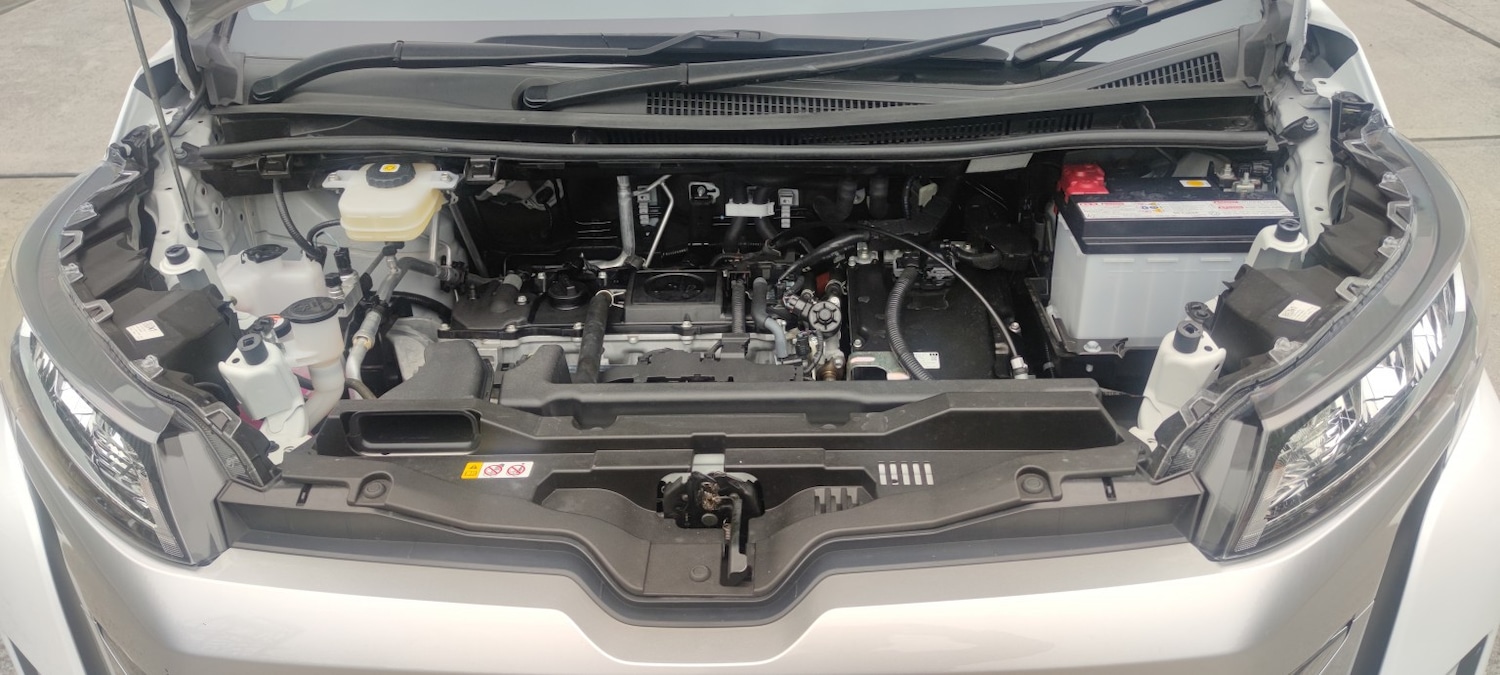 Used Toyota Noah for sale - 76483073: Photo 18