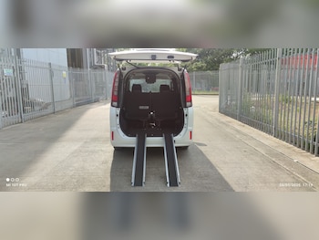 Used Toyota Noah 2024 for sale - 76483073: Photo