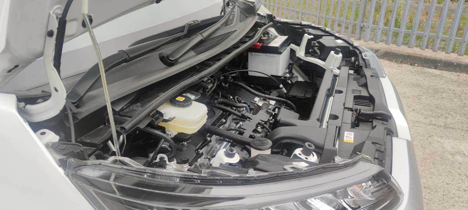 Used Toyota Noah for sale - 76483073: Photo 23