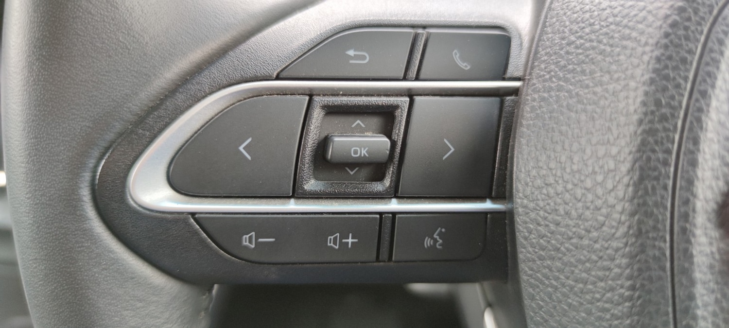 Used Toyota Noah for sale - 76483073: Photo 30