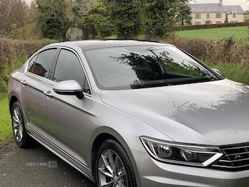 Used Volkswagen Passat 2017 for sale - 76500415: Photo