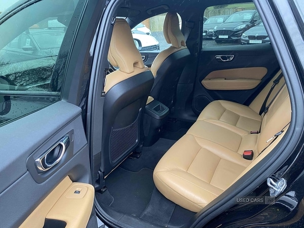 Used Volvo XC60 2018 for sale - 78116940: Photo 10