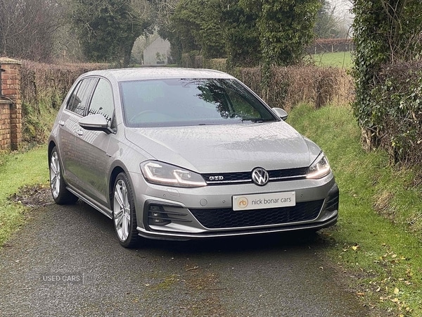 Used Volkswagen Golf 2018 for sale - 76474328: Photo 1