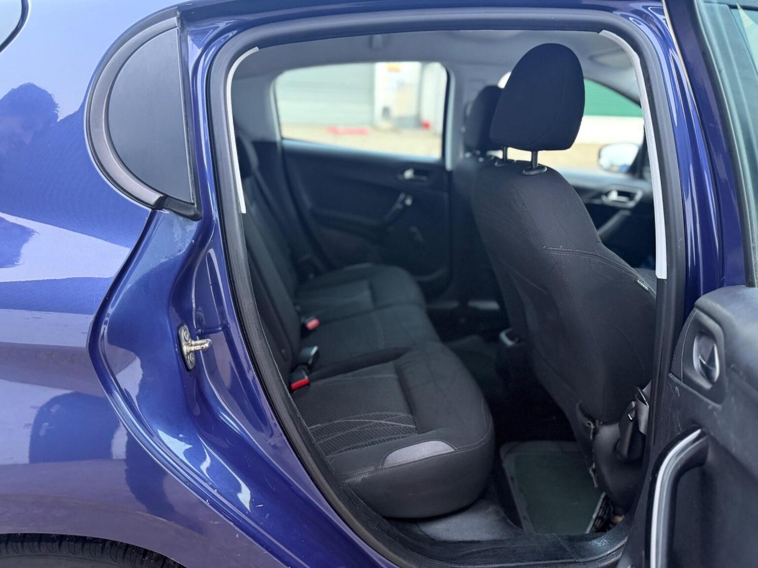 Used Peugeot 208 2013 for sale - 77558593: Photo 12