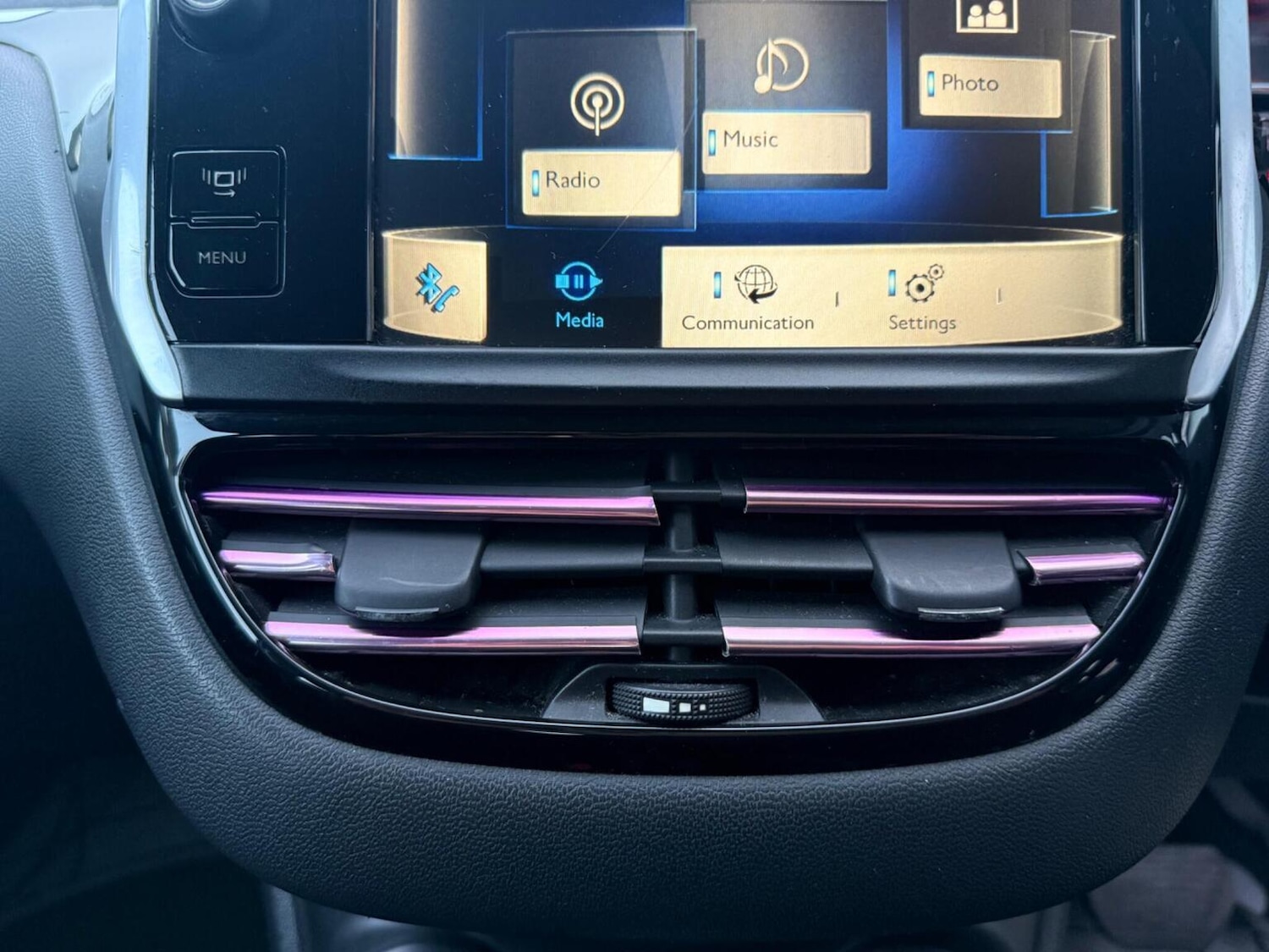 Used Peugeot 208 2013 for sale - 77558593: Photo 28