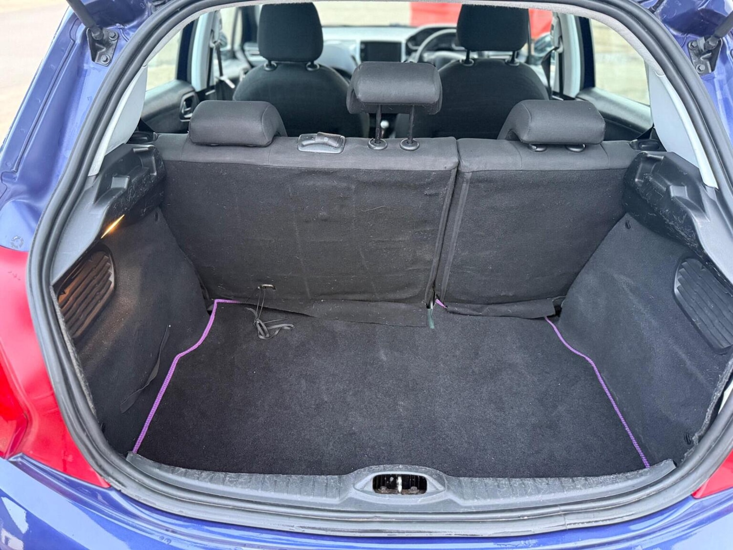 Used Peugeot 208 2013 for sale - 77558593: Photo 31