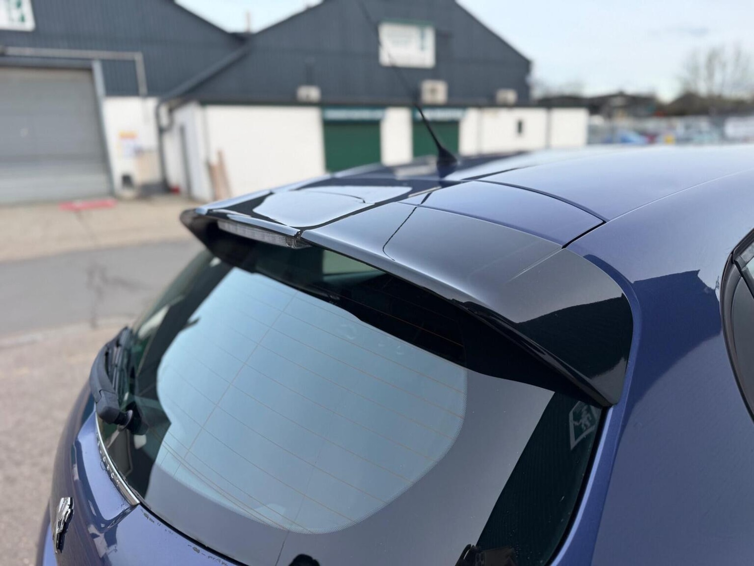 Used Peugeot 208 2013 for sale - 77558593: Photo 32