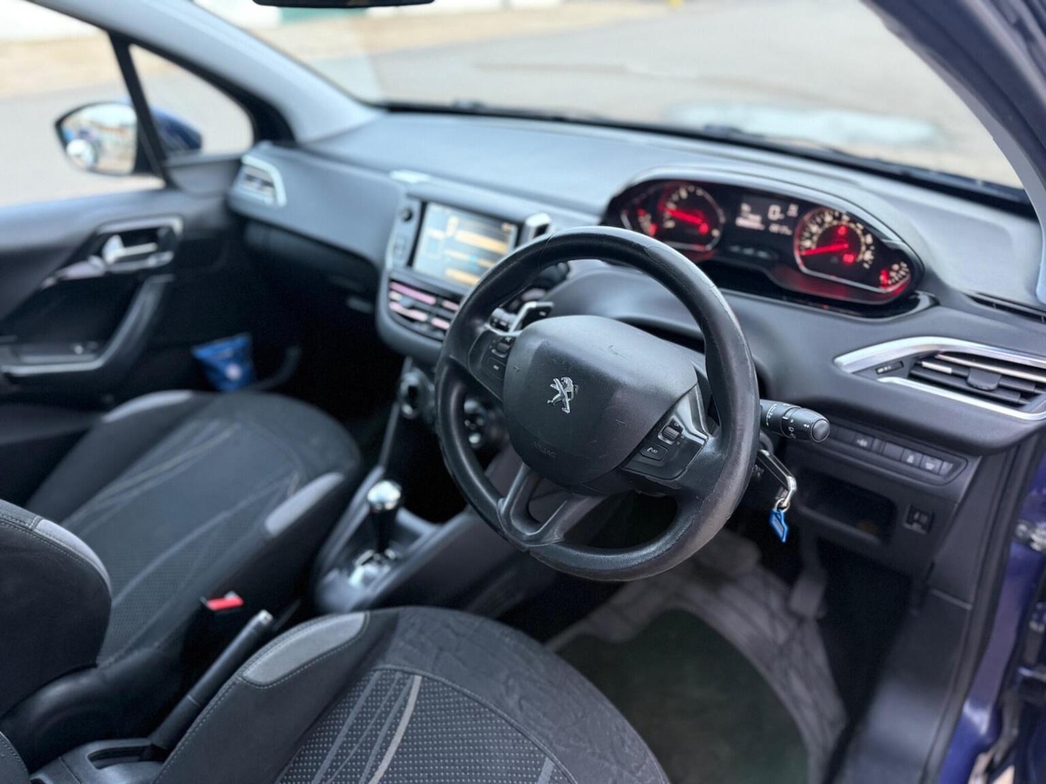 Used Peugeot 208 2013 for sale - 77558593: Photo 9