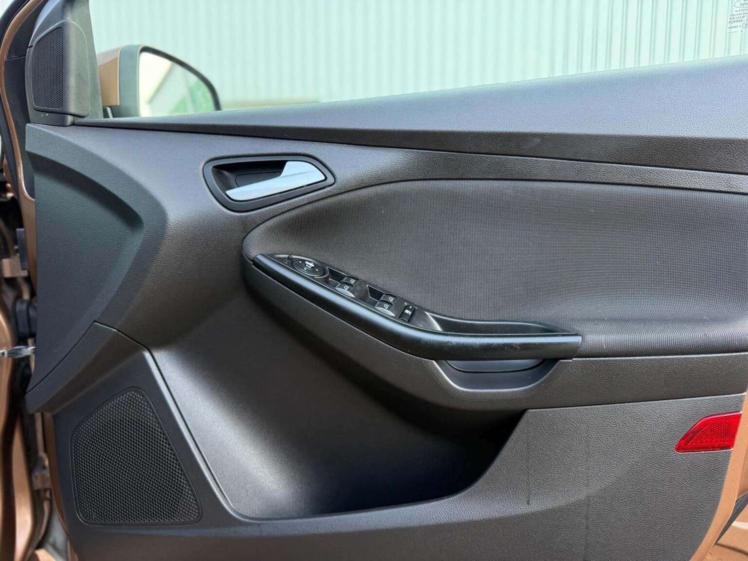 Used Ford Focus 2014 for sale - 77172993: Photo 20