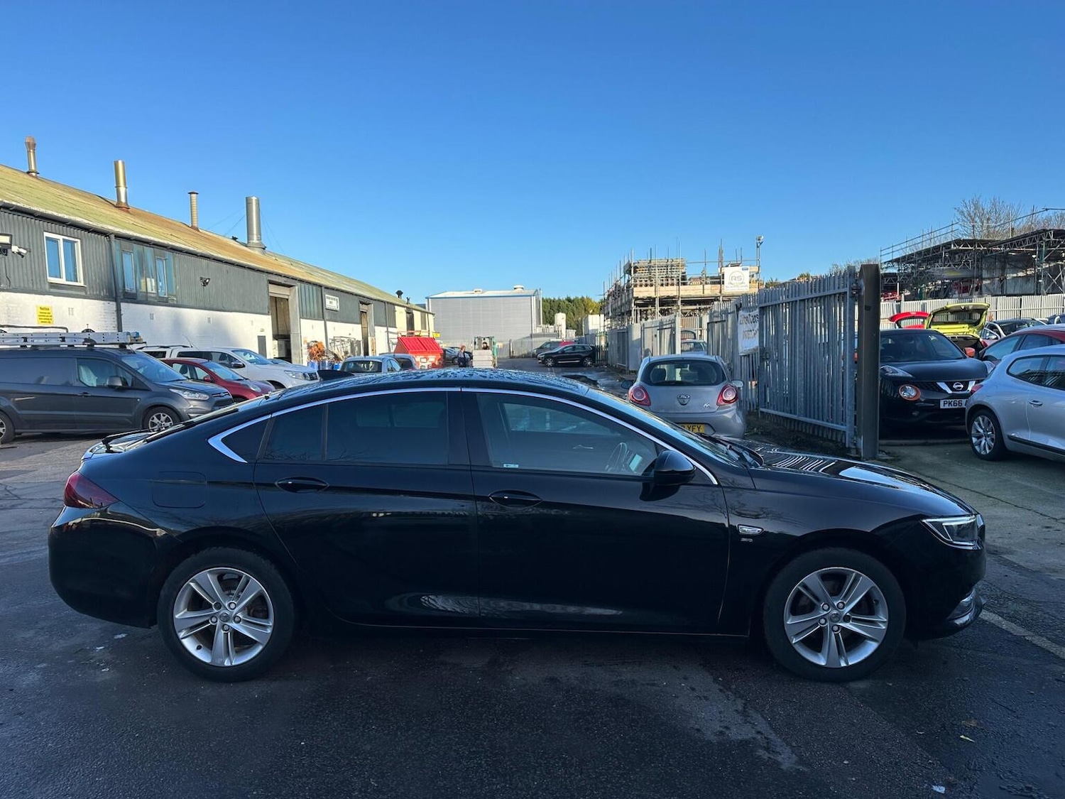 Used Vauxhall Insignia 2017 for sale - 77173196: Photo 10