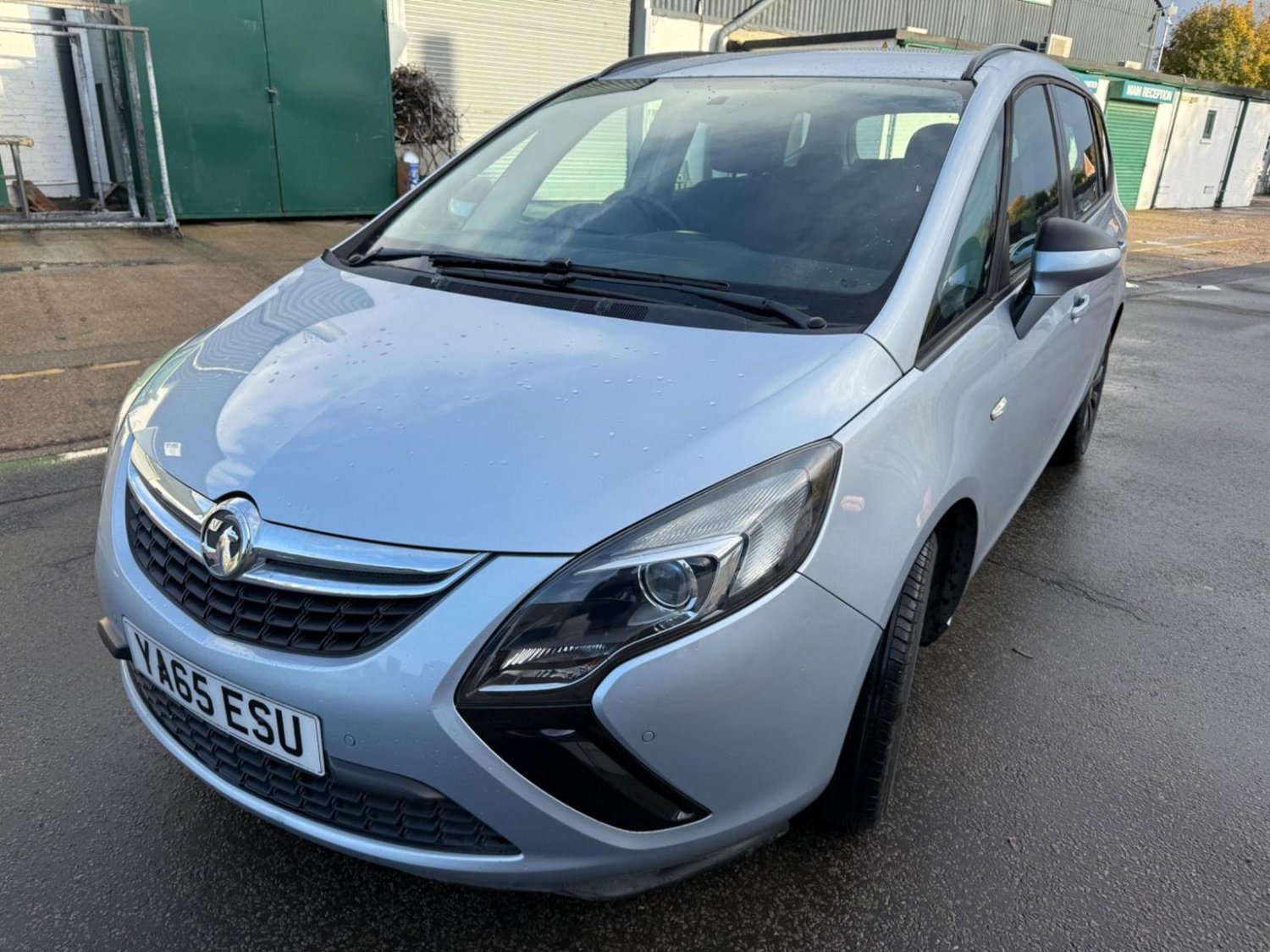 Used Vauxhall Zafira 2015 for sale - 77173078: Photo 2