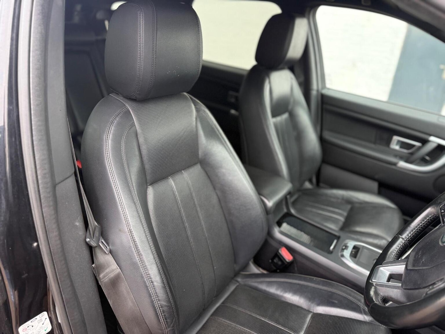 Used Land Rover Discovery Sport 2017 for sale - 77478097: Photo 13