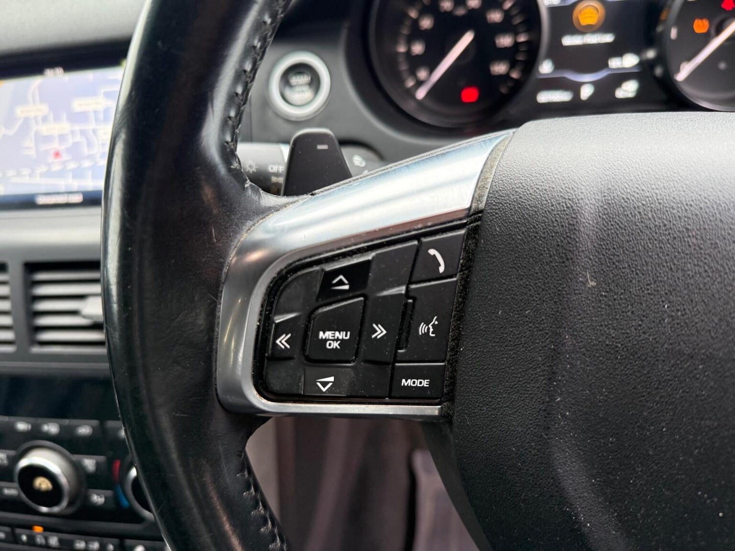 Used Land Rover Discovery Sport 2017 for sale - 77478097: Photo 25