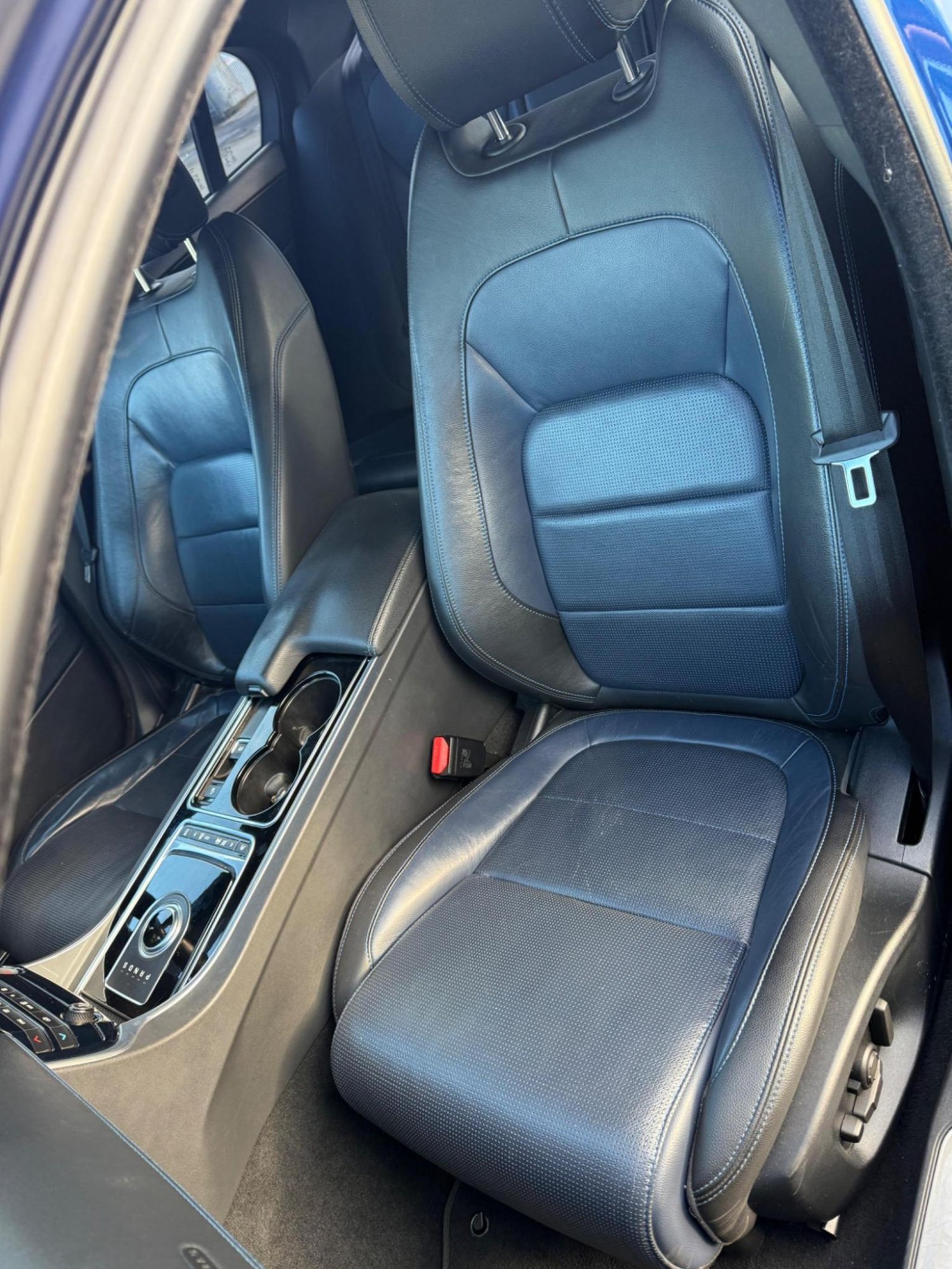 Used Jaguar XE 2016 for sale - 77173072: Photo 21