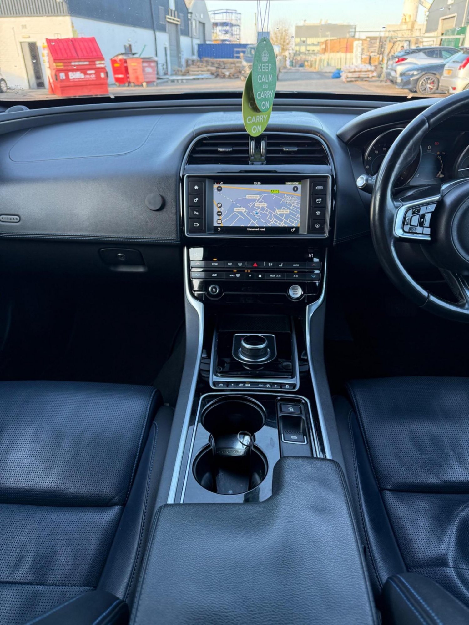 Used Jaguar XE 2016 for sale - 77173072: Photo 25