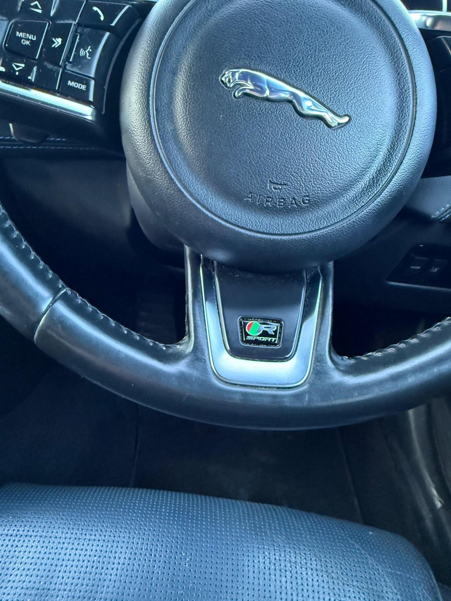 Used Jaguar XE 2016 for sale - 77173072: Photo 41