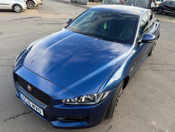 Used Jaguar XE 2016 for sale - 77173072: Photo