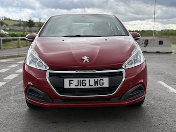 Used Peugeot 208 2017 for sale - 79293252: Photo
