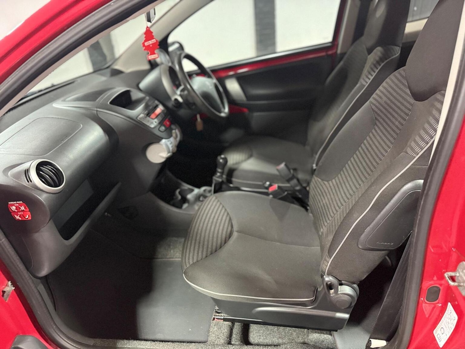 Used Peugeot 107 2014 for sale - 78145882: Photo 17