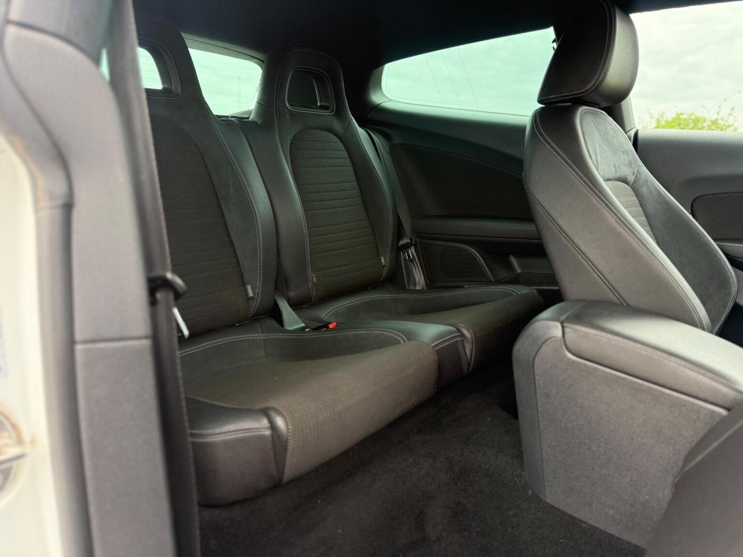 Used Volkswagen Scirocco 2015 for sale - 78098151: Photo 12