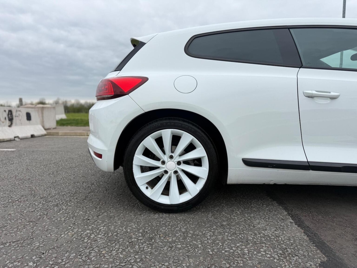 Used Volkswagen Scirocco 2015 for sale - 78098151: Photo 25