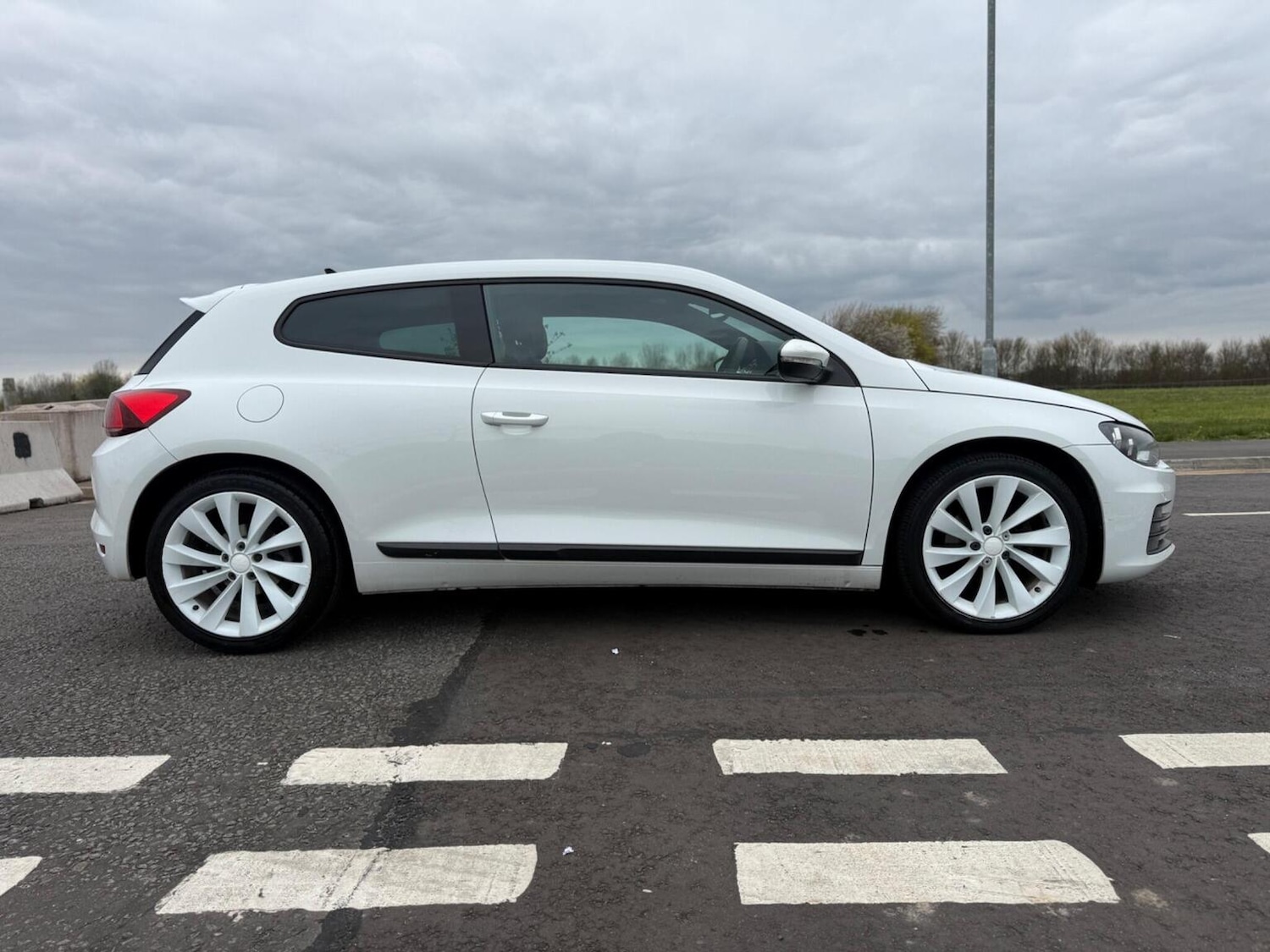 Used Volkswagen Scirocco 2015 for sale - 78098151: Photo 8
