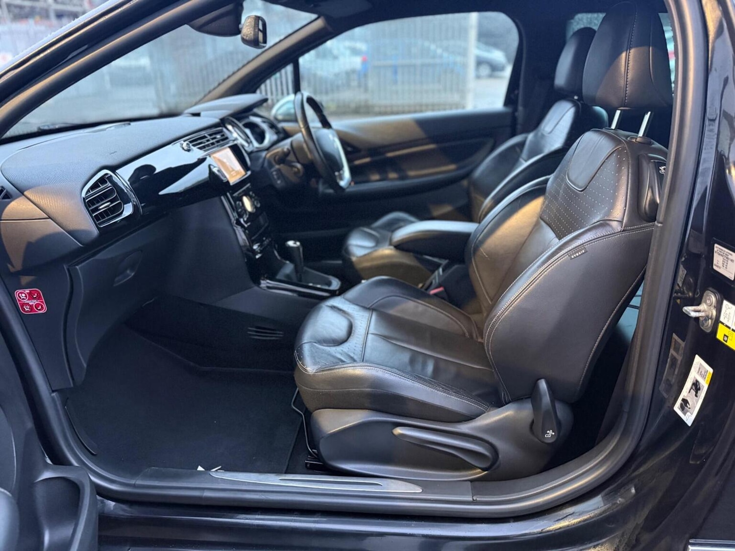 Used DS Automobiles DS 3 2015 for sale - 77474864: Photo 30