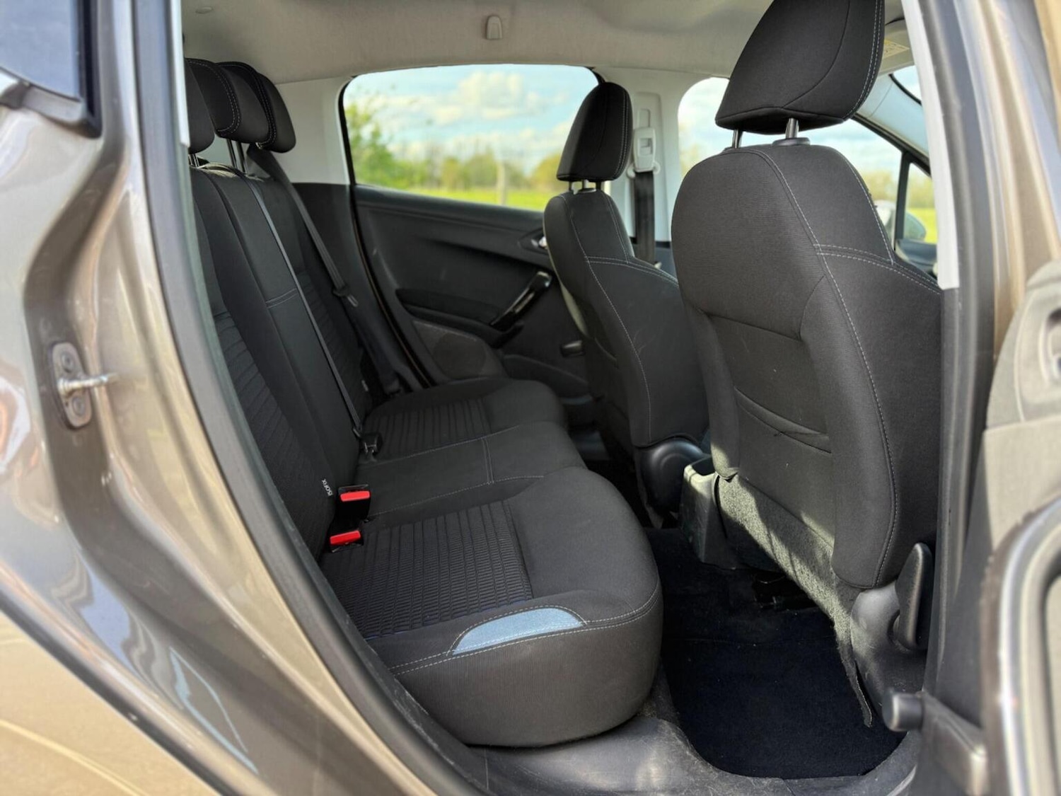 Used Peugeot 208 2015 for sale - 78141075: Photo 11