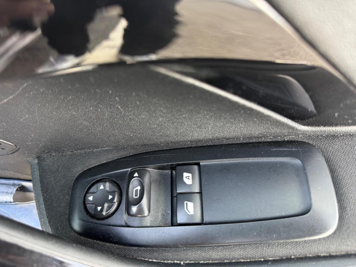 Used Peugeot 208 2015 for sale - 78141075: Photo 14