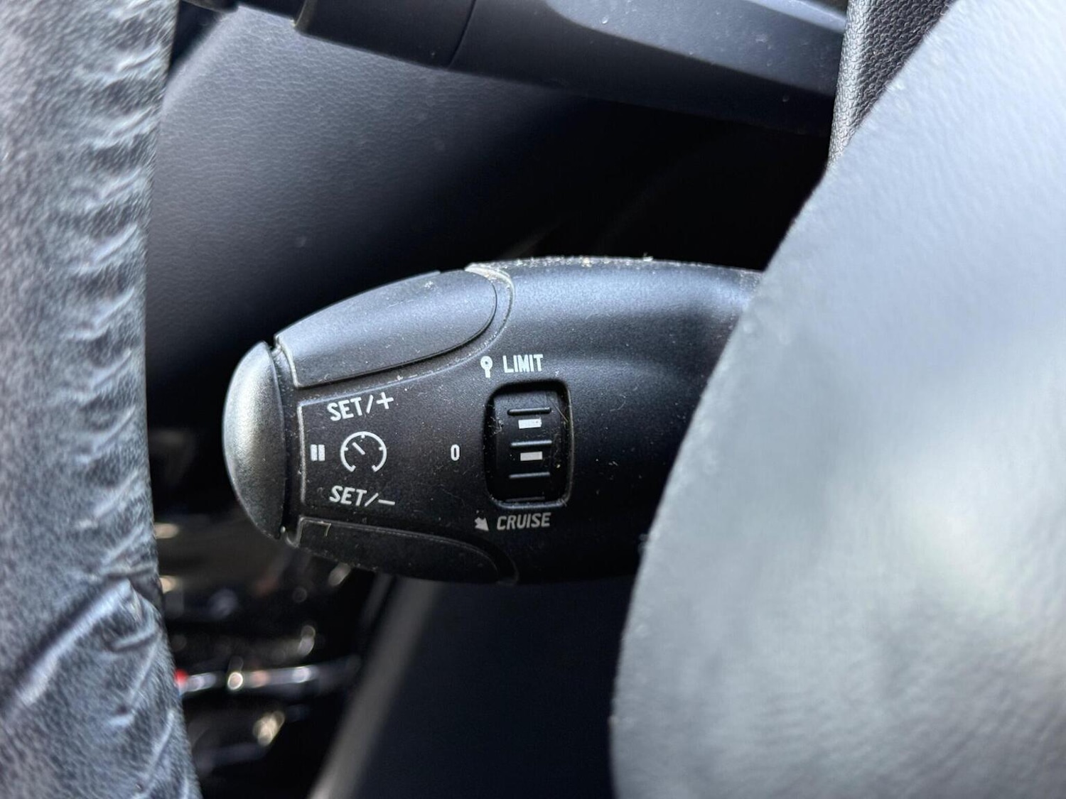 Used Peugeot 208 2015 for sale - 78141075: Photo 16