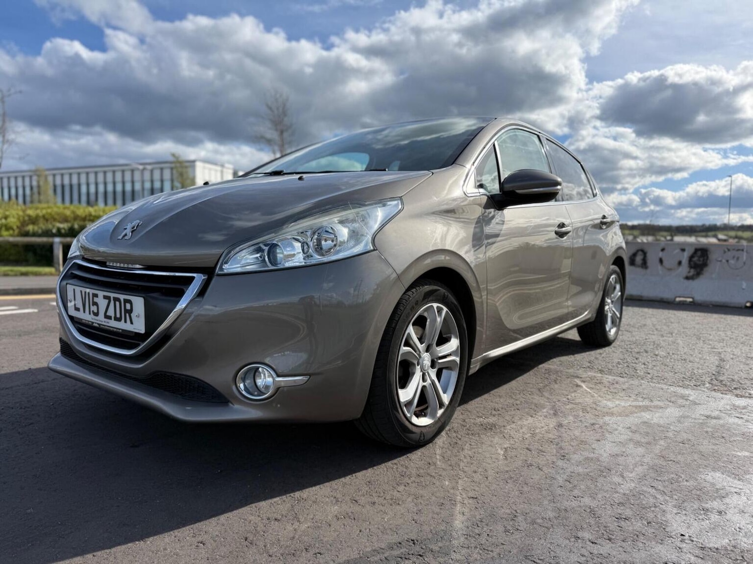 Used Peugeot 208 2015 for sale - 78141075: Photo 3